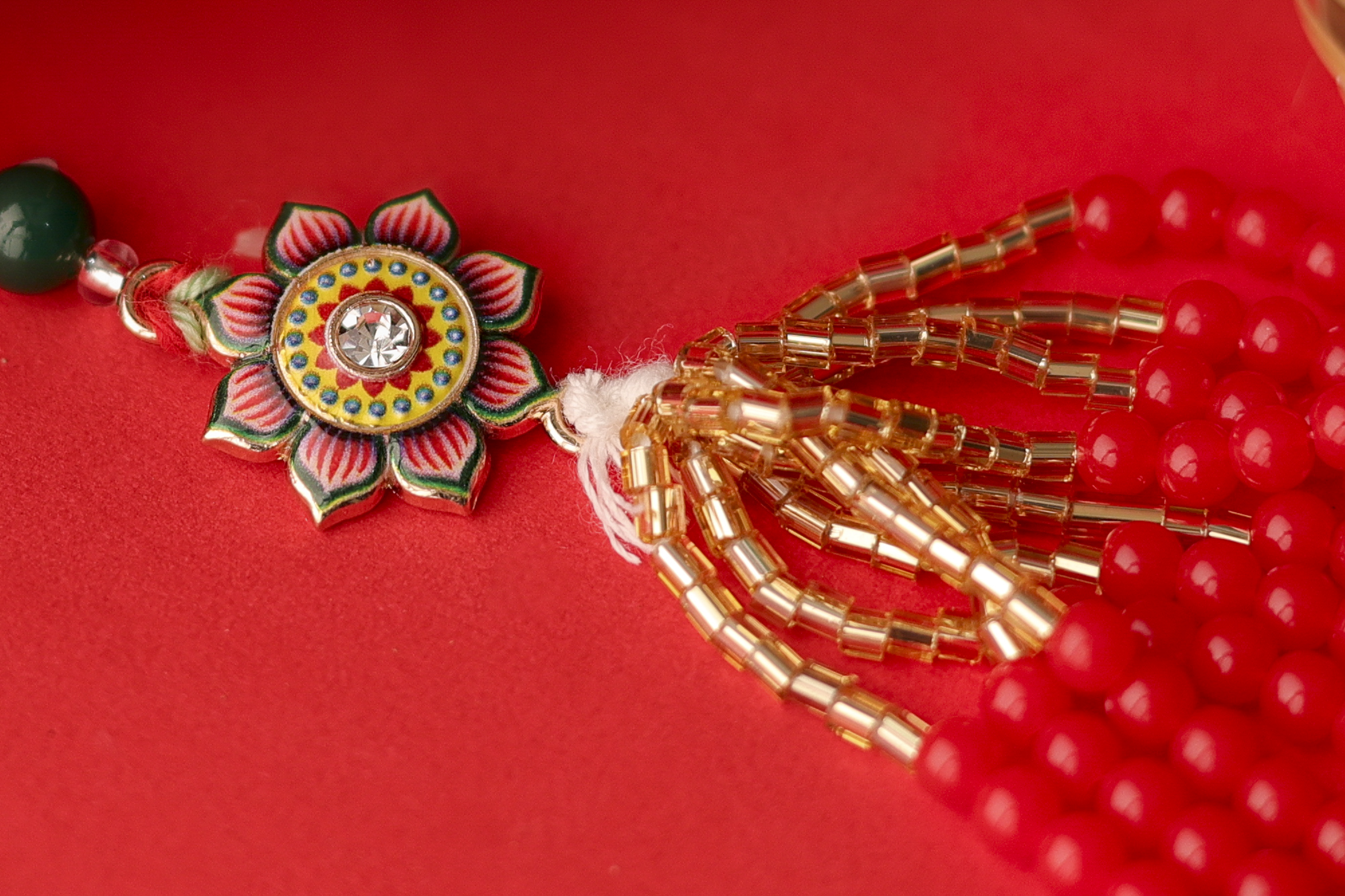 Sanskriti Bhaiya-Bhabhi Rakhi Set by UtsavArts – A Touch of Tradition